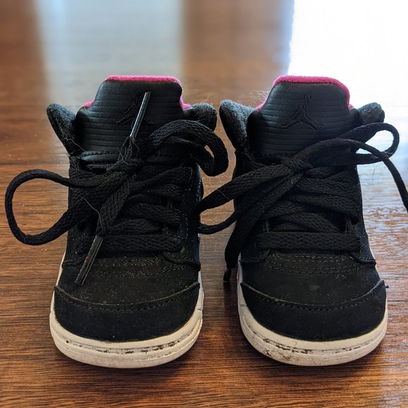 Nike Air Jordan Toddler Shoes - Size 4 - Picture 3 of 3